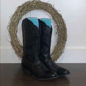 Women’s Ariat Heritage R Toe Western Boot